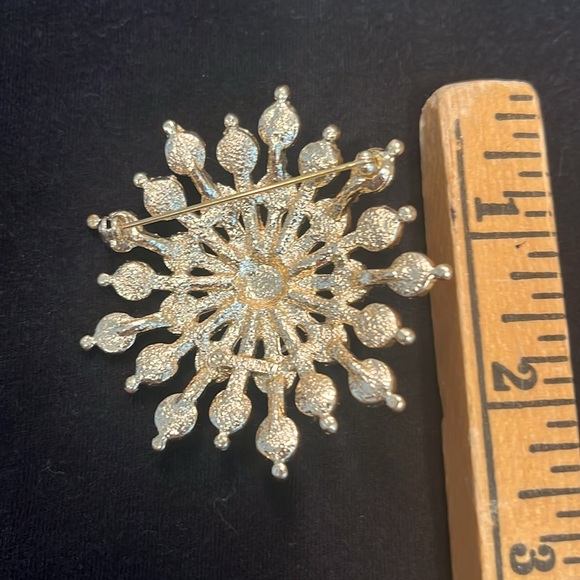 Vintage Sarah Coventry brooches - Picture 3 of 3